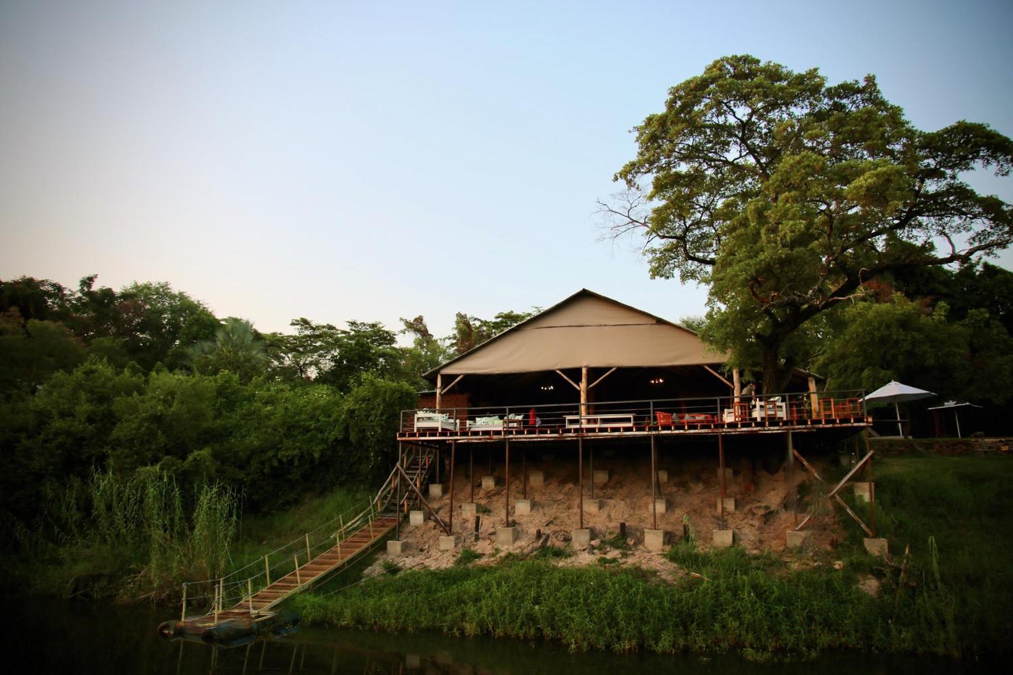 Zambezi Dusk Villa Livingstone Exteriör bild