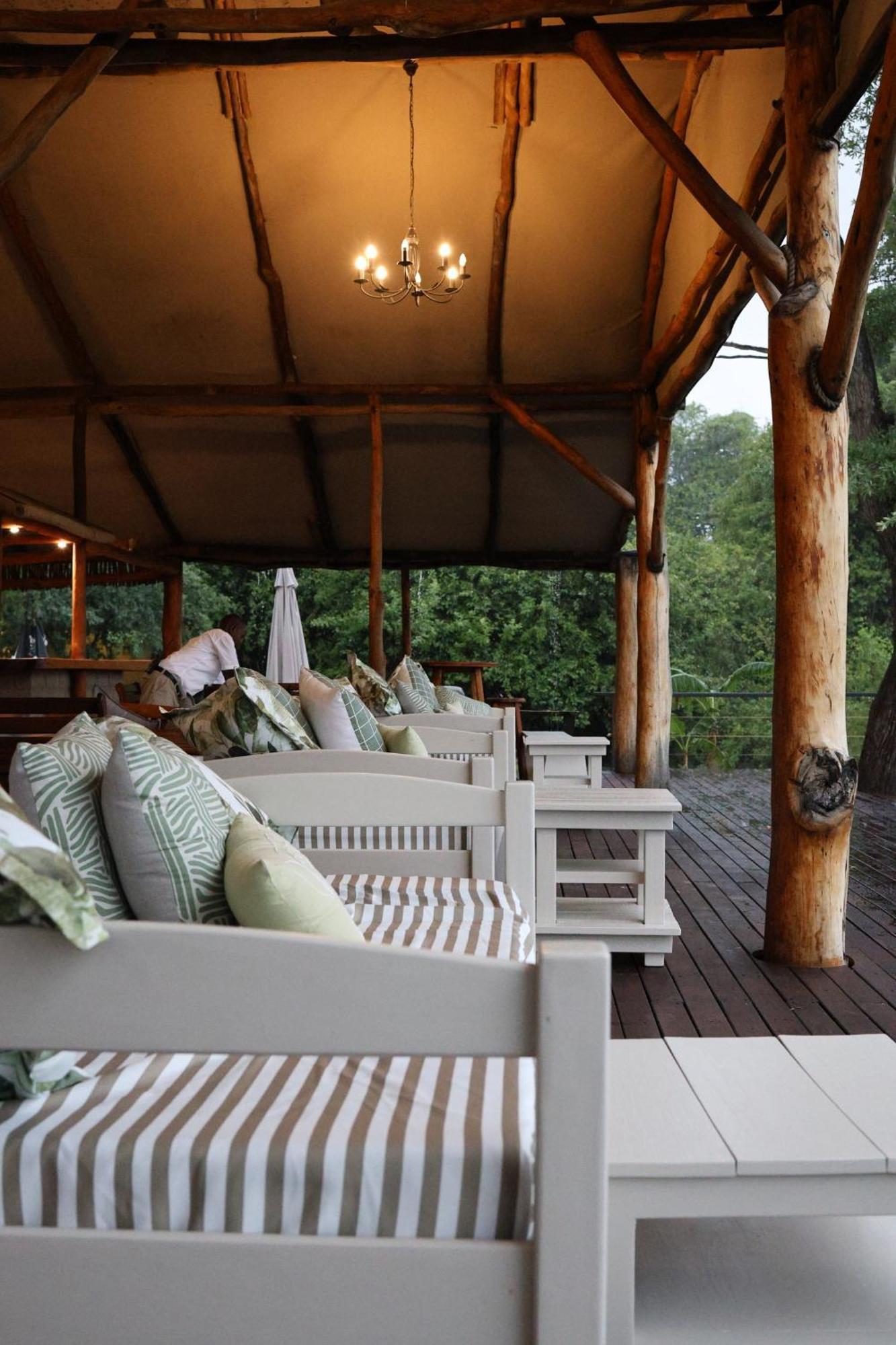 Zambezi Dusk Villa Livingstone Exteriör bild